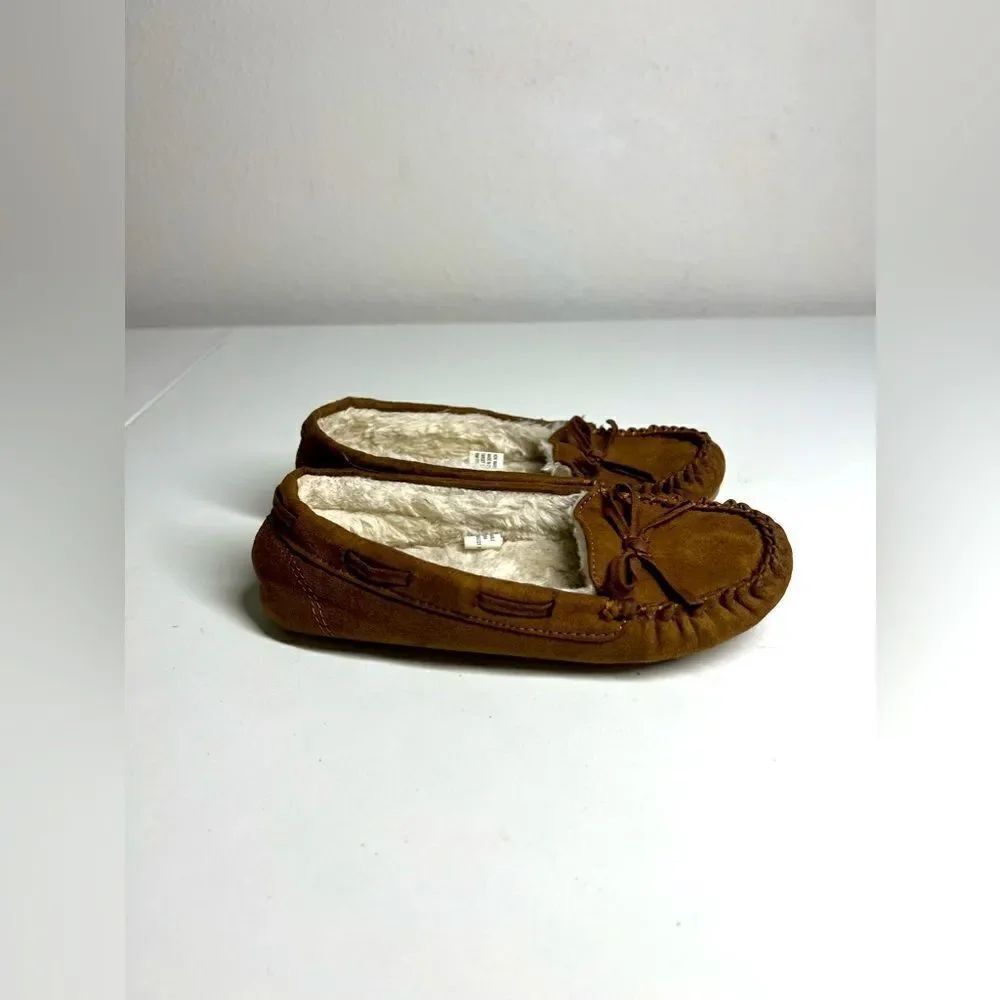 Kids Moccasin Slippers Size 13 Comfy slip- on Shoes Warm and Fussy